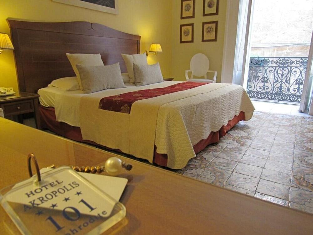 Hotel Akropolis - Museum Hotel Таранто Екстер'єр фото